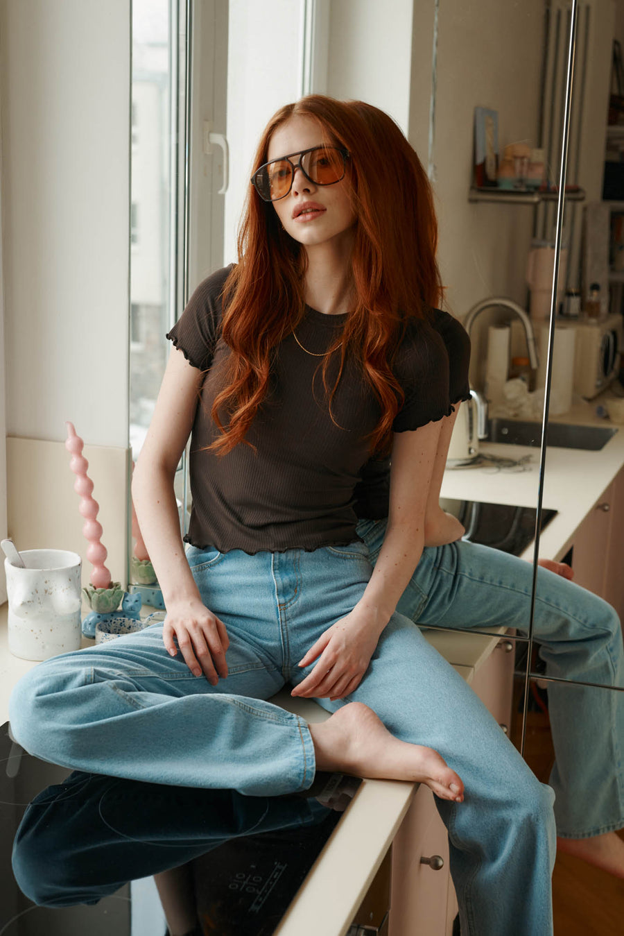  *jeans-from-recycled-cotton-05-18-light-indigo* ?The model is 175 cm tall and wears size XS?