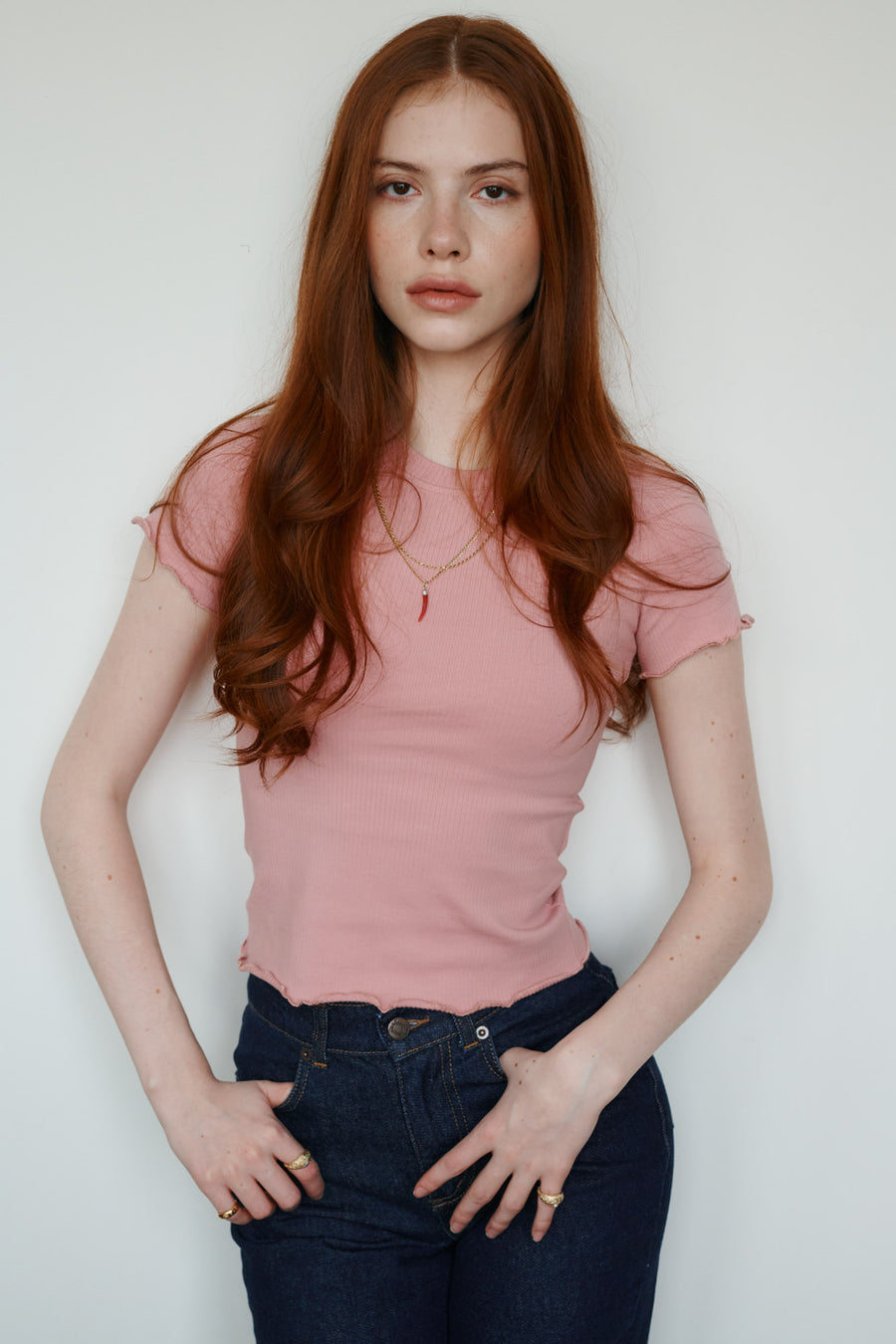 *jeans-from-recycled-cotton-05-22-dark-indigo* ?The model is 175 cm tall and wears size XS/S?