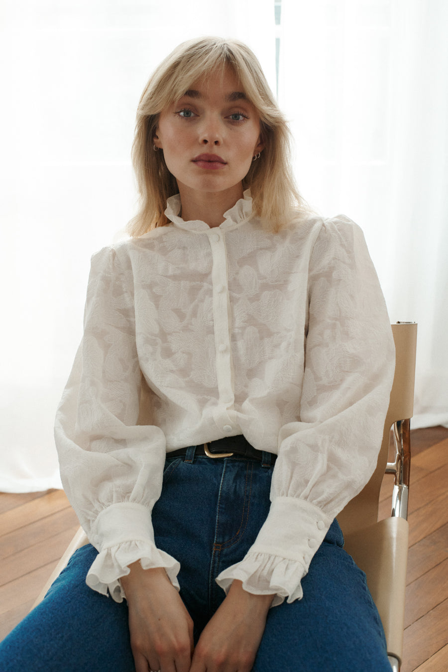 *jeans-from-recycled-cotton-05-18-medium-indigo* ?The model is 179cm tall and wears size XS/S?