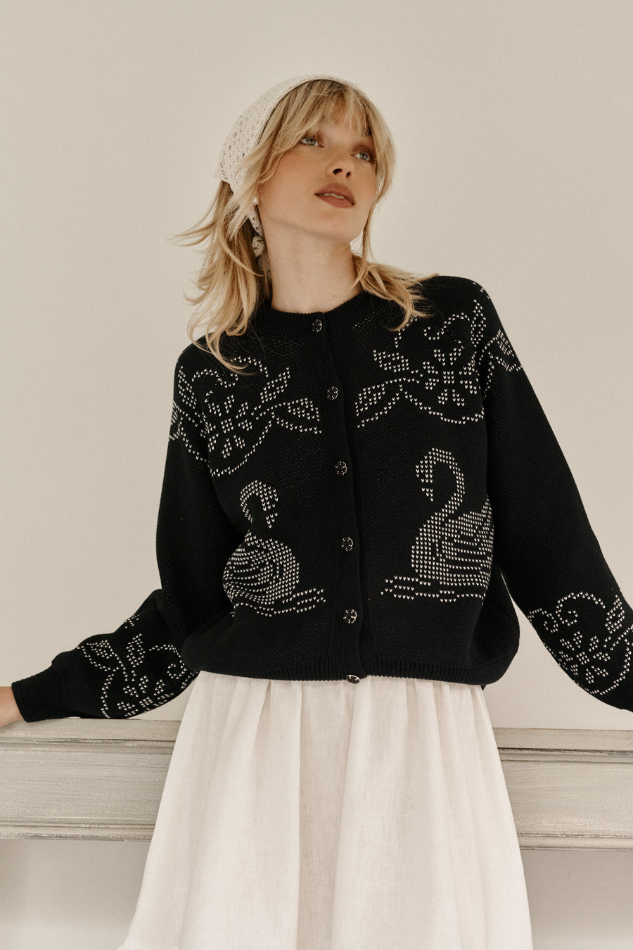 Cardigan in organic cotton / 16 / 27 / black swan