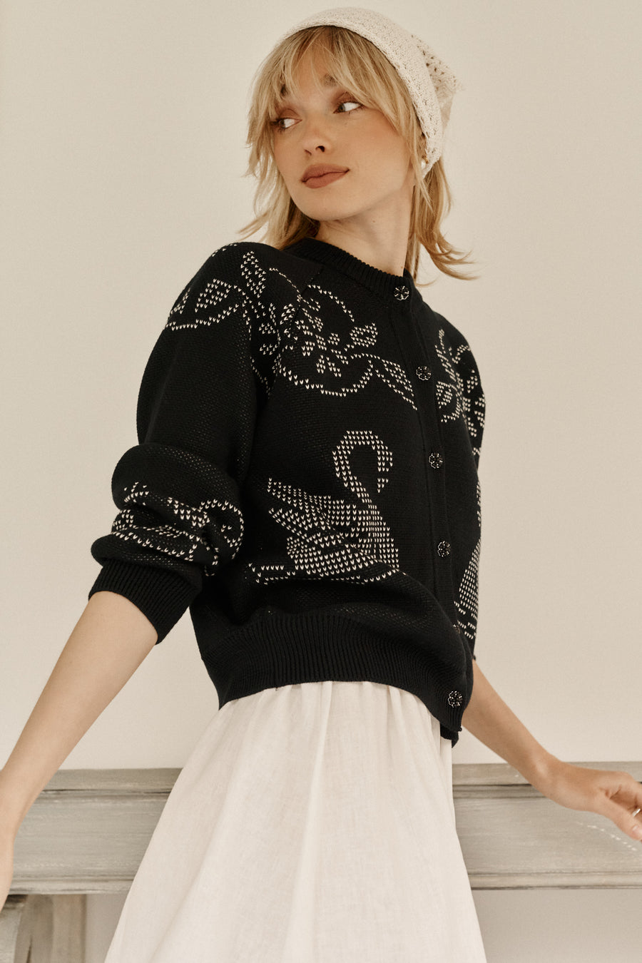 Cardigan in organic cotton / 16 / 27 / black swan