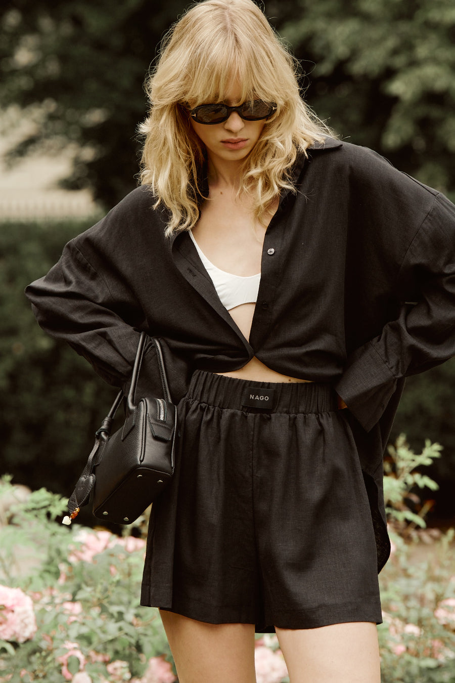 Shorts in linen and viscose / 09 / 08 / onyx black