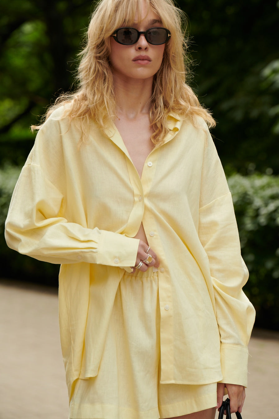 Shorts in linen and viscose / 09 / 08 / lemon sorbet
