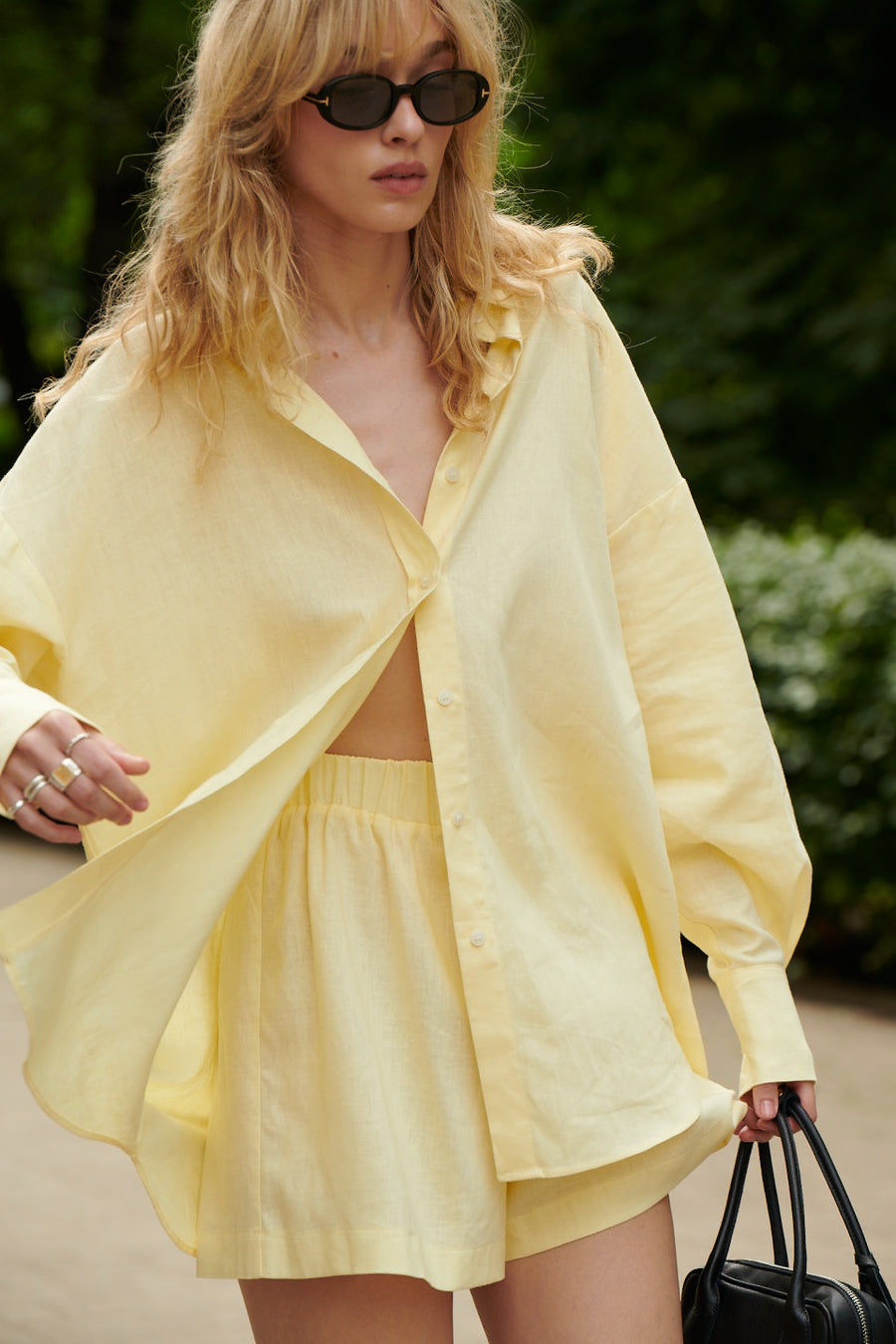 Shorts in linen and viscose / 09 / 08 / lemon sorbet