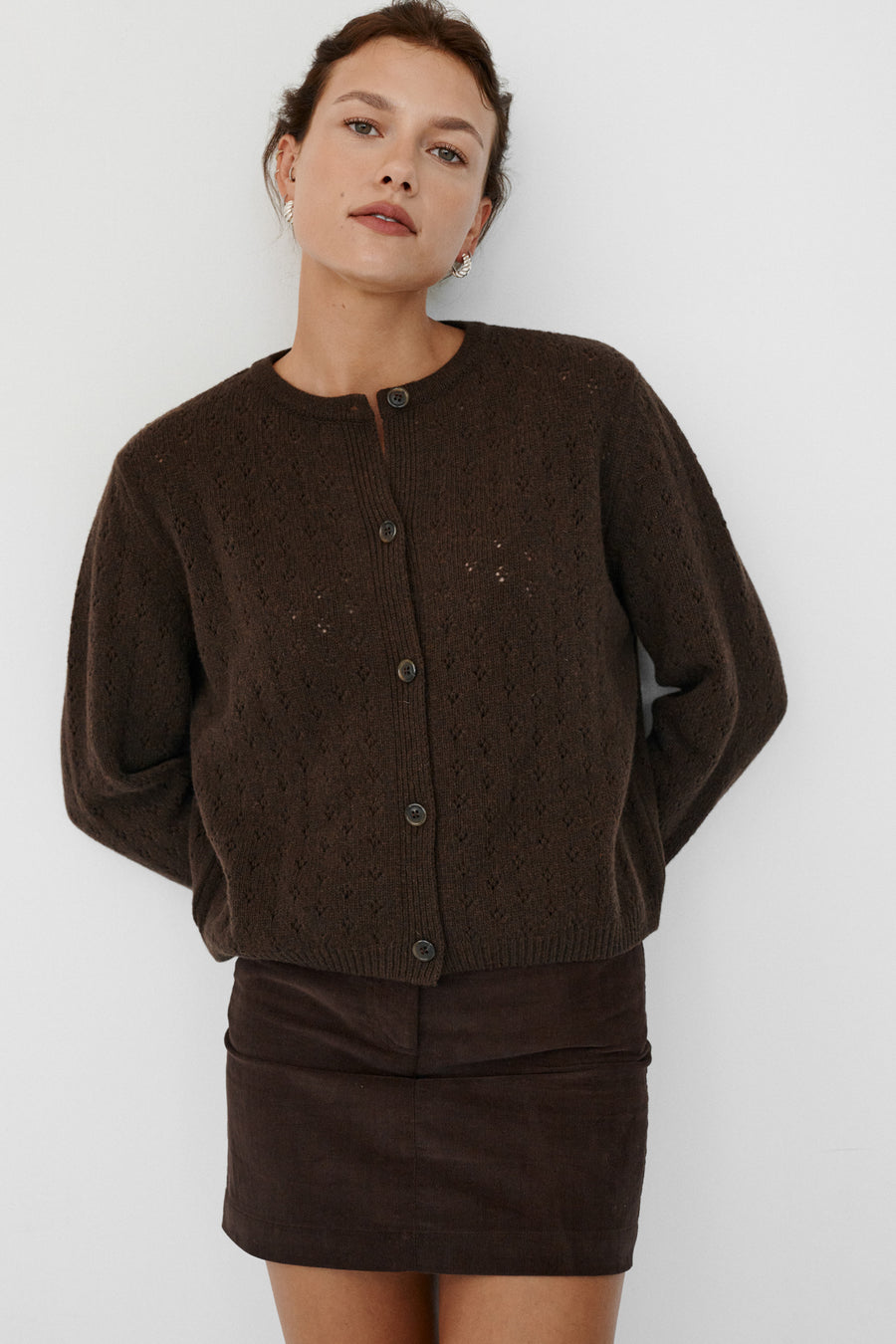 ?The model is 176cm tall and wears size M/L?