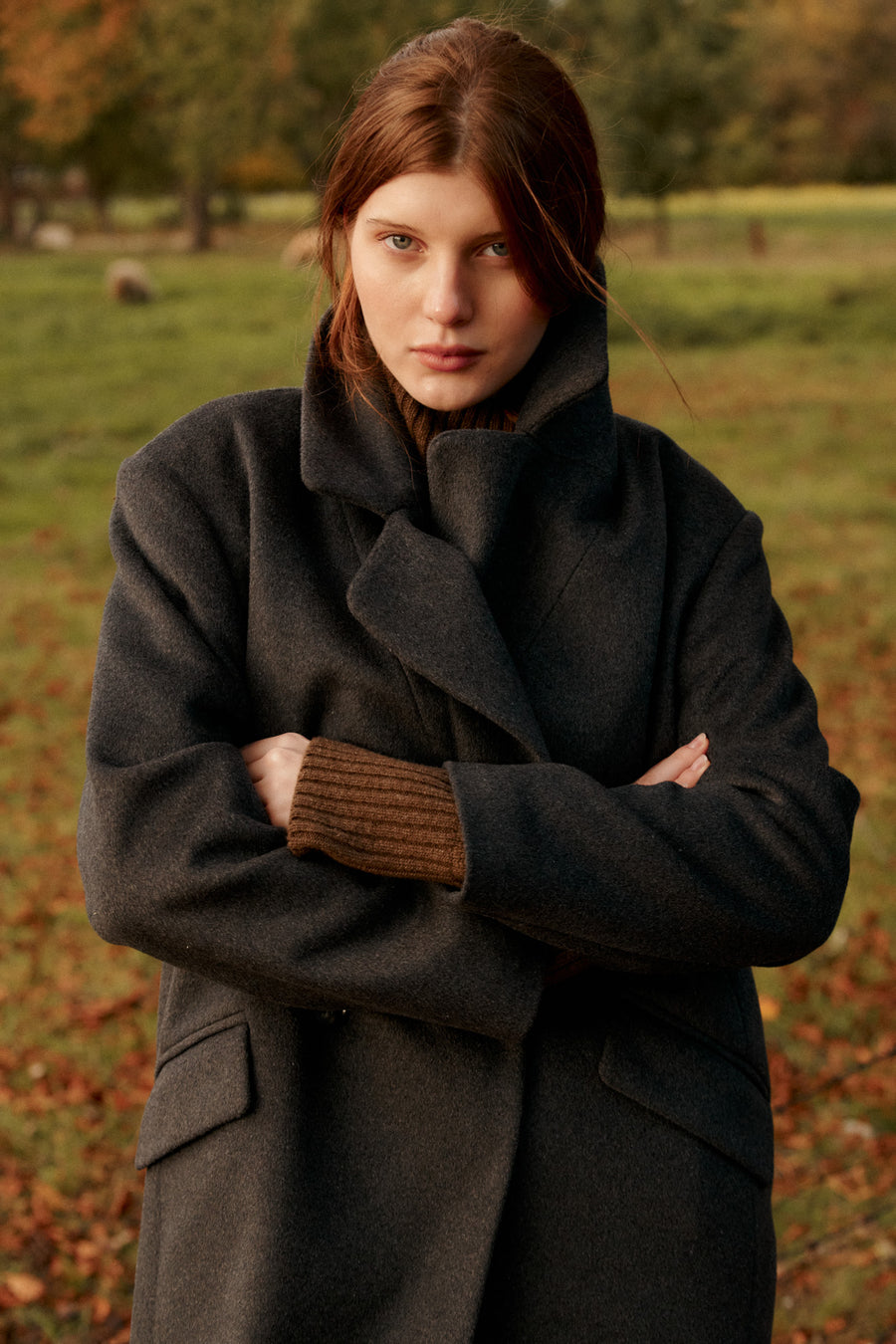?The model is 178 cm tall and wears size M?  *turtleneck-in-wool-16-16-calm-brown*