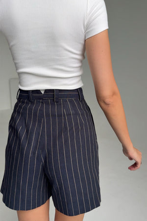 Shorts in cotton & viscose blend / 09 / 12 / night blue