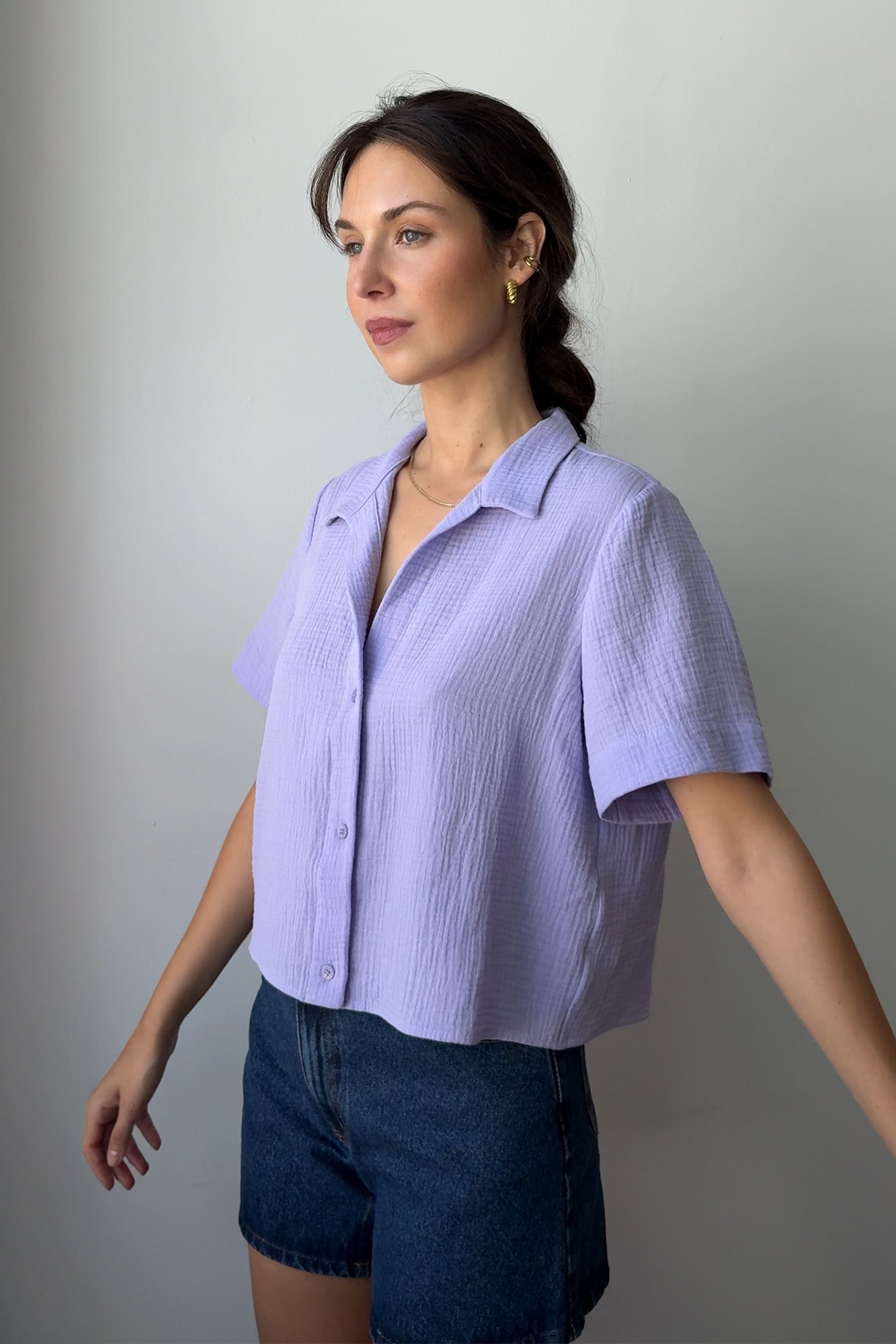 Shirt in cotton muslin / 12 / 01 / vibrant lilac