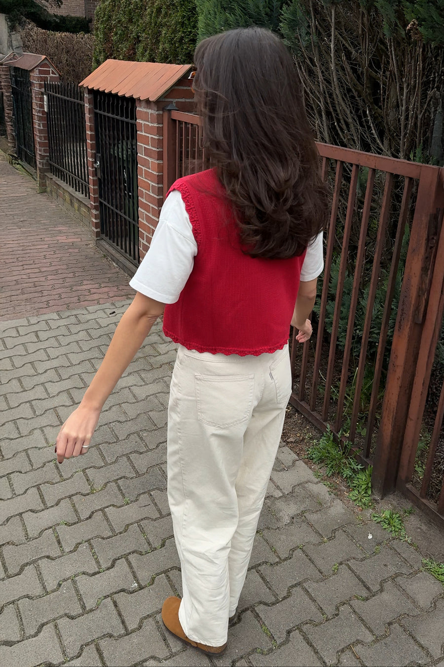 Vest in organic cotton / 22 / 01 / strawberry glaze