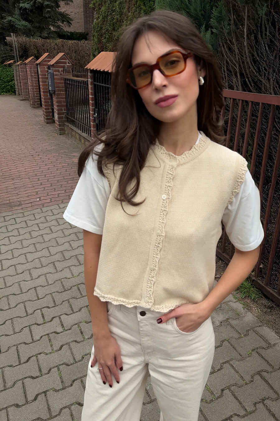 Vest in organic cotton / 22 / 01 / light butter