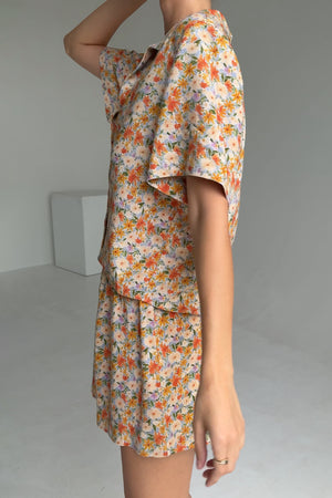 Shirt in viscose & linen blend  / 12 / 01 / sunny garden
