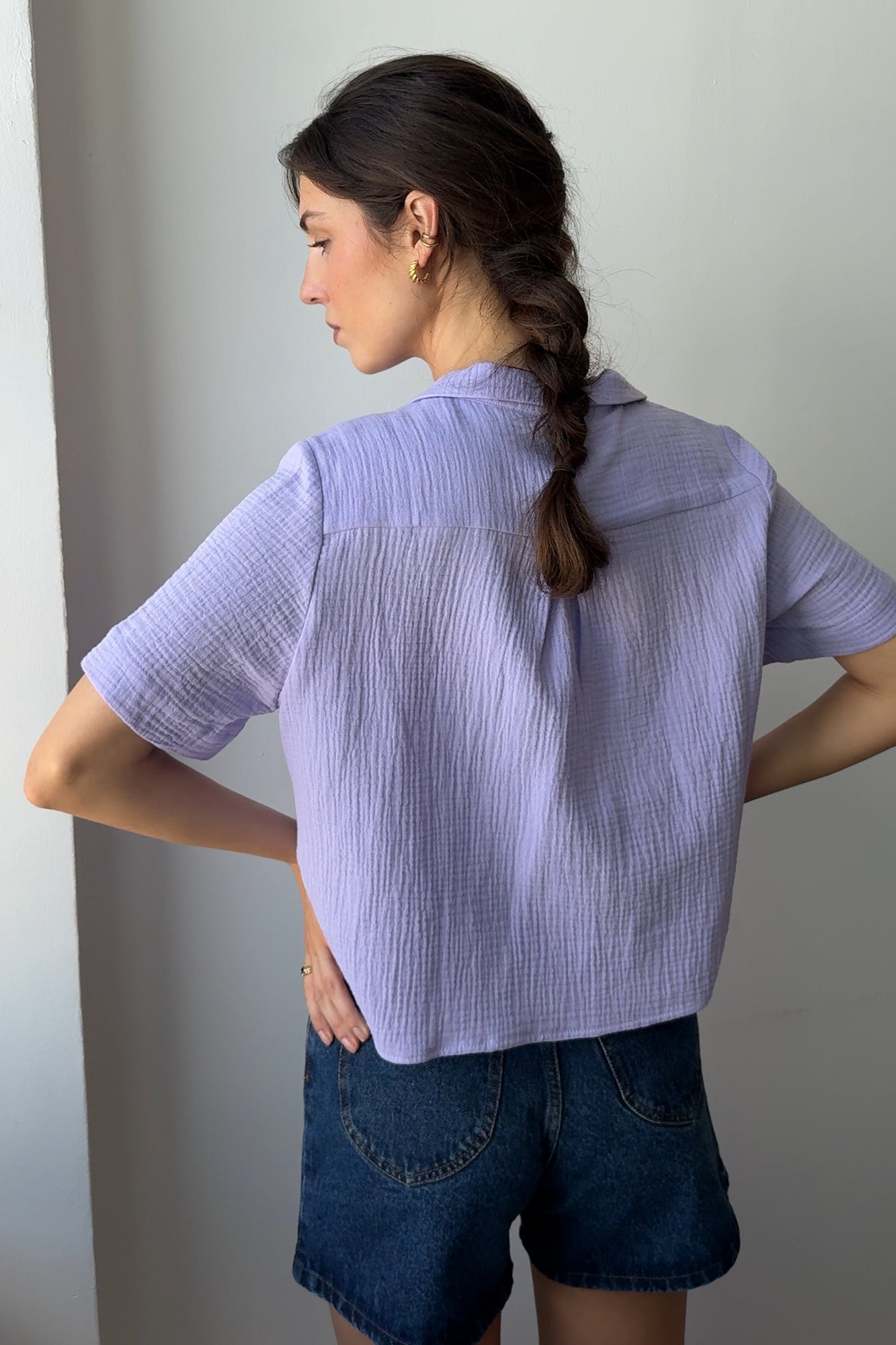 Shirt in cotton muslin / 12 / 01 / vibrant lilac