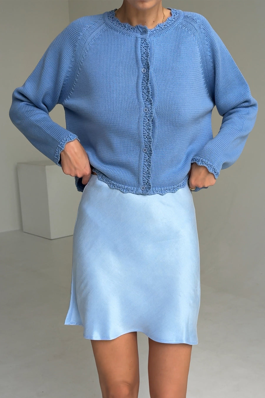 Skirt in viscose & lyocell blend / 07 / 16 / sky blue