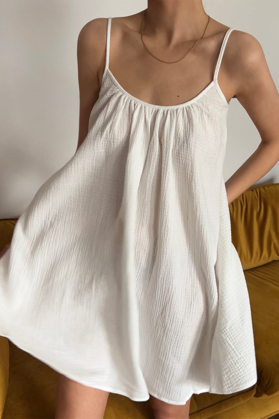 Dress in muslin / 03 / 15 / cream white