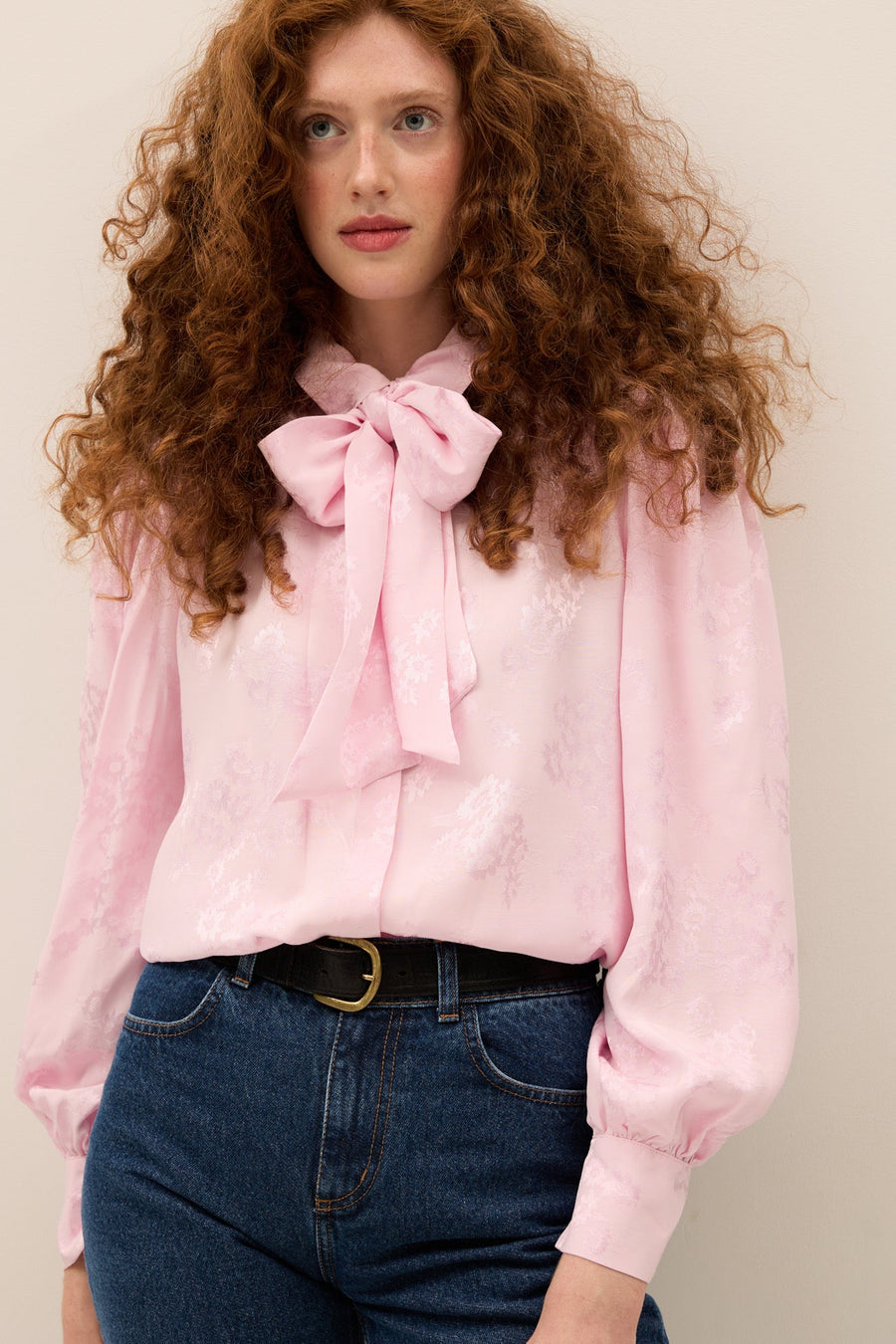 ?The model is 178 cm tall and wears size XS/S? *jeans-from-recycled-cotton-05-18-medium-indigo*