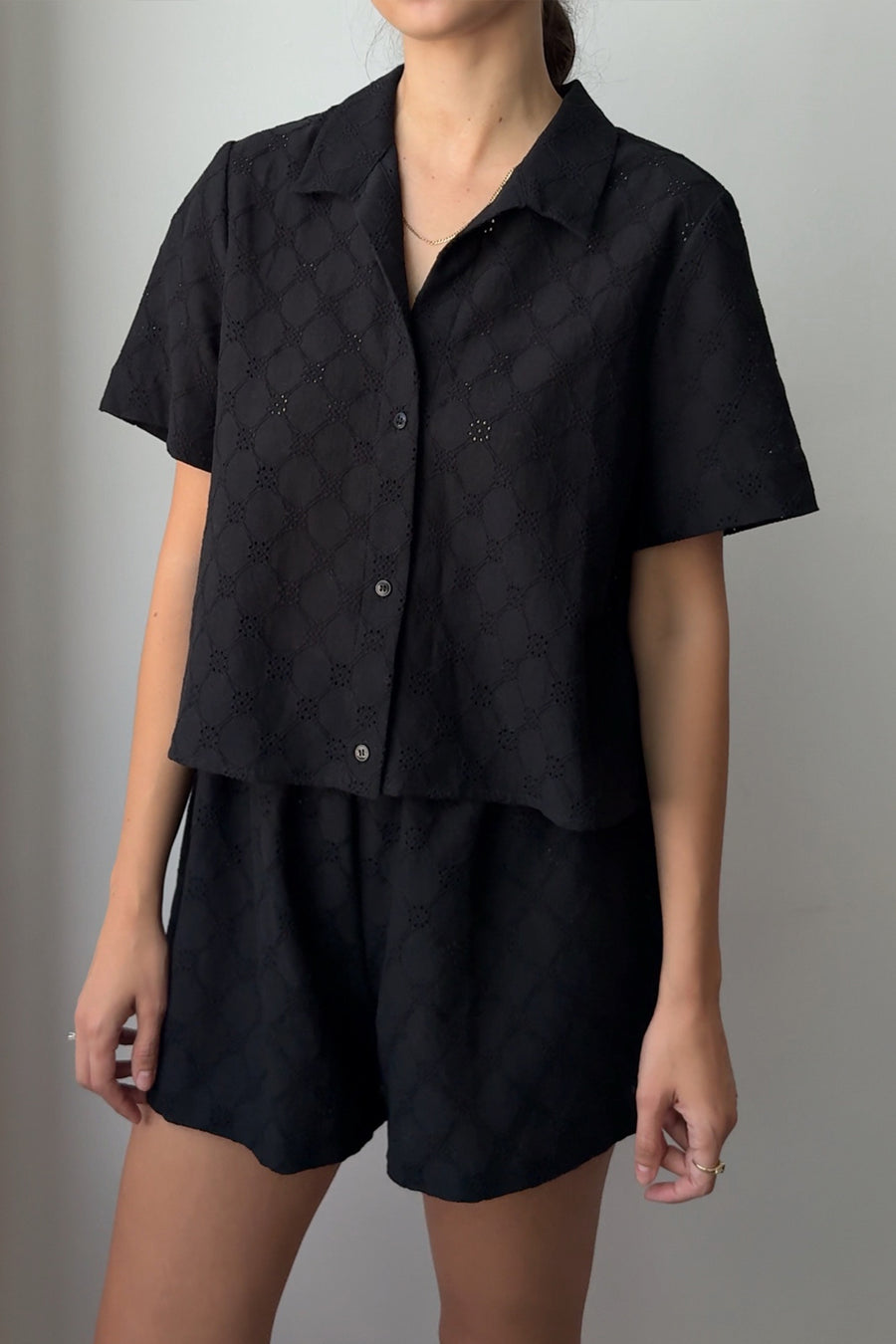Shirt in cotton / 12 / 01 / ink black