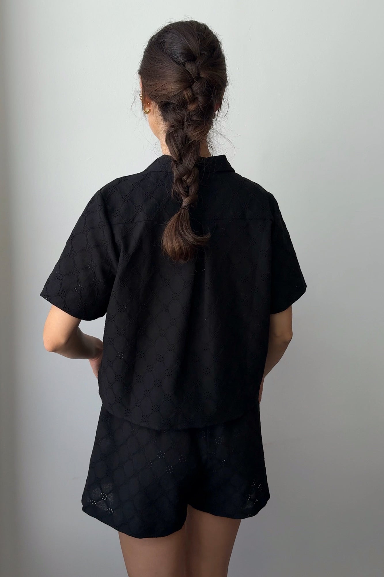 Shirt in cotton / 12 / 01 / ink black