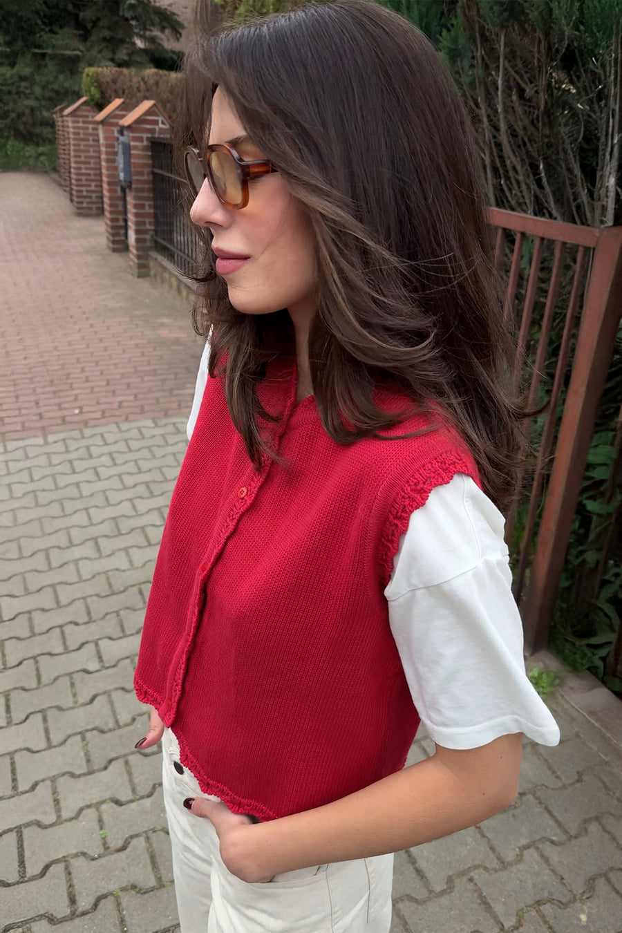 Vest in organic cotton / 22 / 01 / strawberry glaze