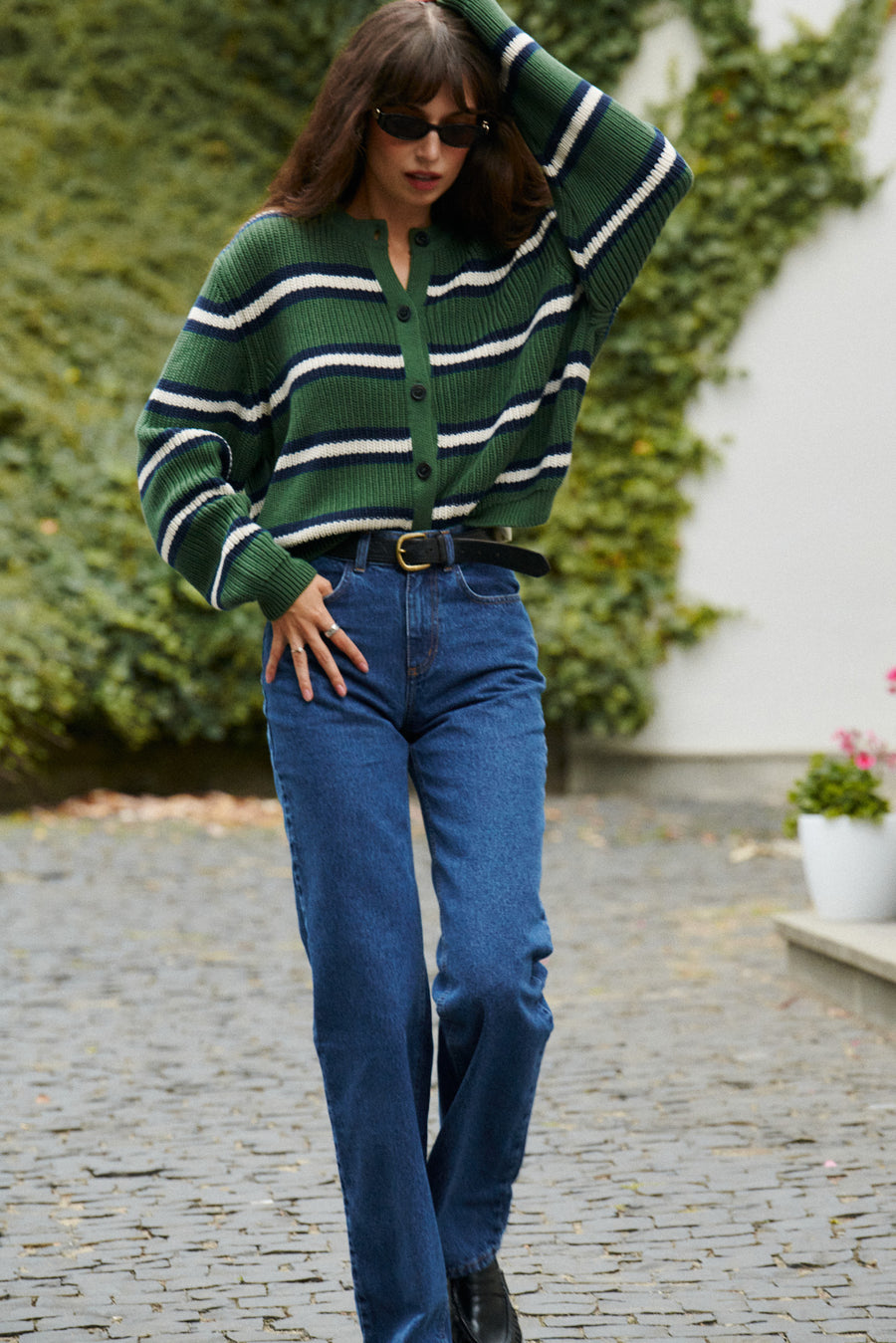 ?The model is 178 cm tall and wears size XS? *cardigan-in-organic-cotton-16-29-oxford-stripes*