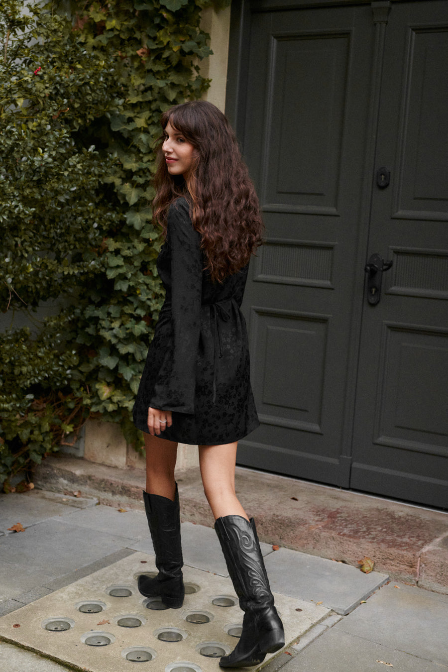 ?The model is 178 cm tall and wears size XS?