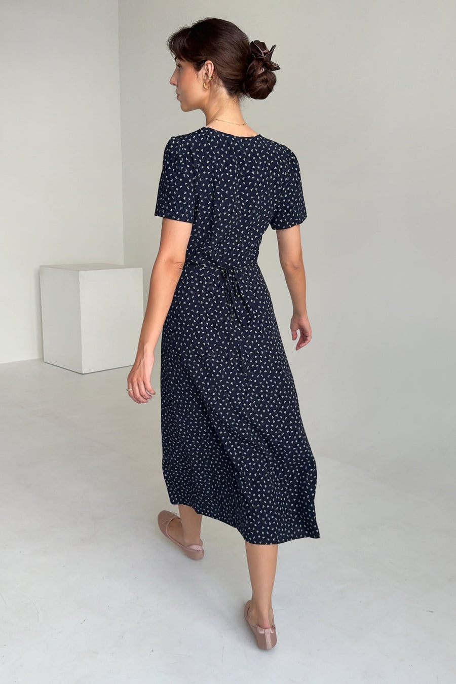 Dress in viscose / 03 / 33 / forget-me-not blue