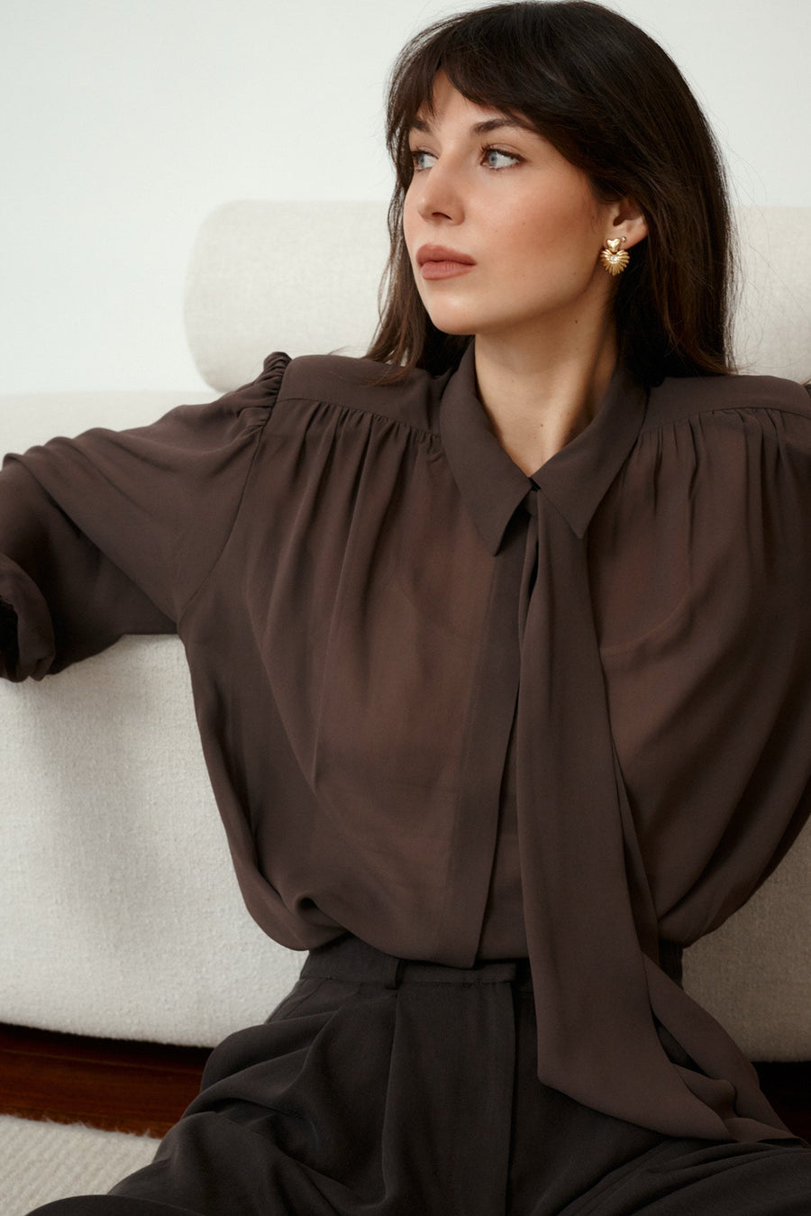 *tencel™-trousers-05-02-dark-wood*?The model is 178 cm tall and wears size M/L?