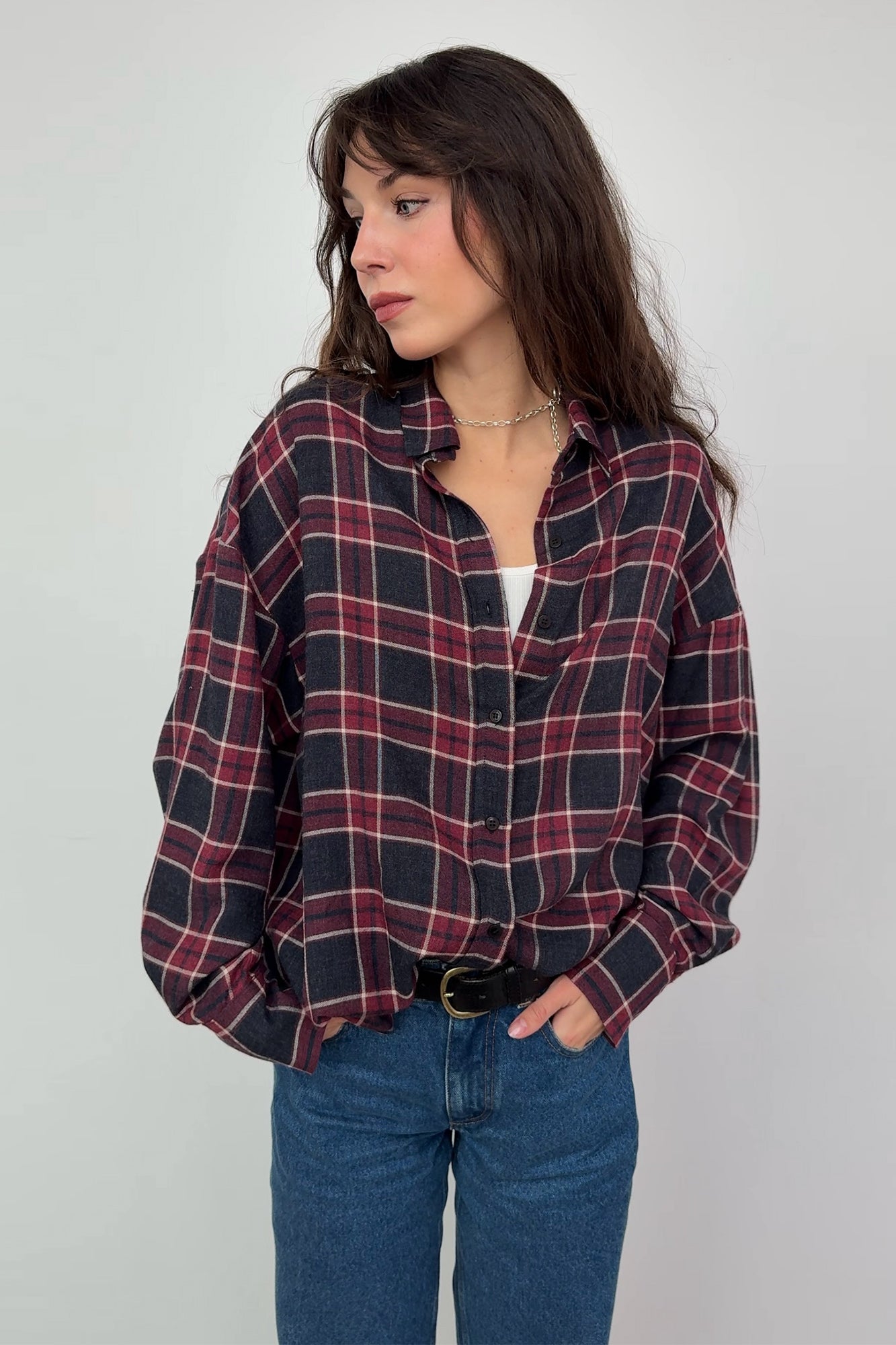 Viscose shirt / 12 / 16 / old burgundy ?The model is 178 cm tall and wears size M/L?