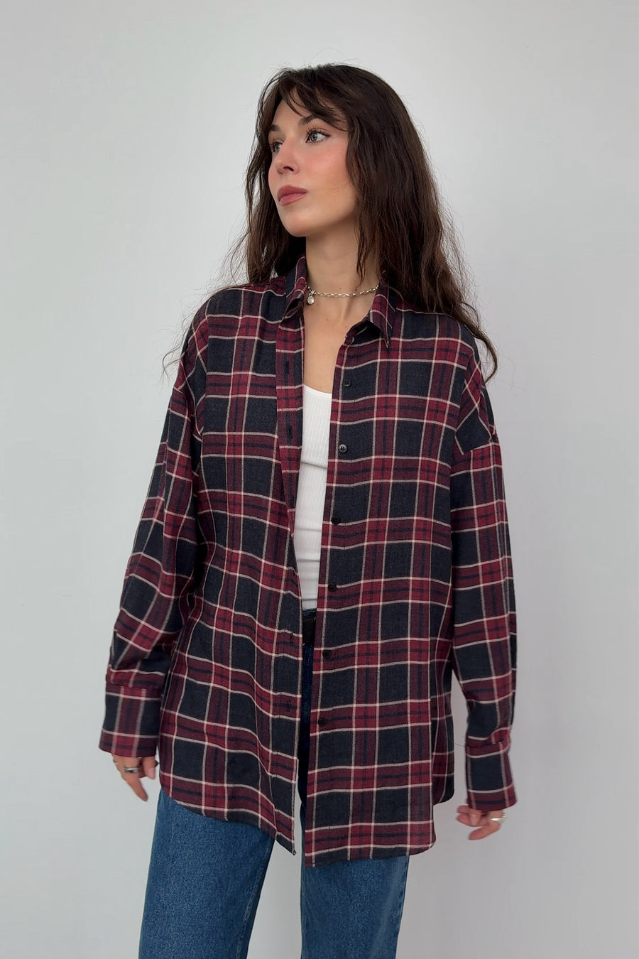 Viscose shirt / 12 / 16 / old burgundy ?The model is 178 cm tall and wears size M/L?