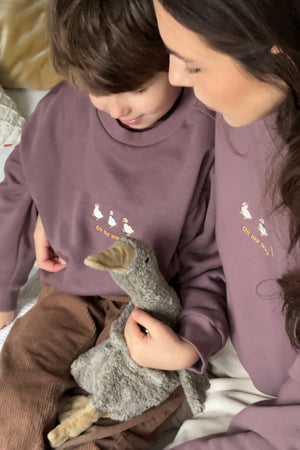 Kid sweatshirt in cotton / 17 / 21 / dusty mauve *sweatshirt-in-cotton-17-19-dusty-mauve* ?Our model is 116cm tall and is wearing size M/L?