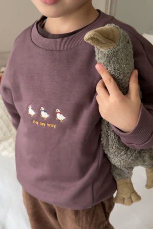 Kid sweatshirt in cotton / 17 / 21 / dusty mauve ?Our model is 116cm tall and is wearing size M/L?